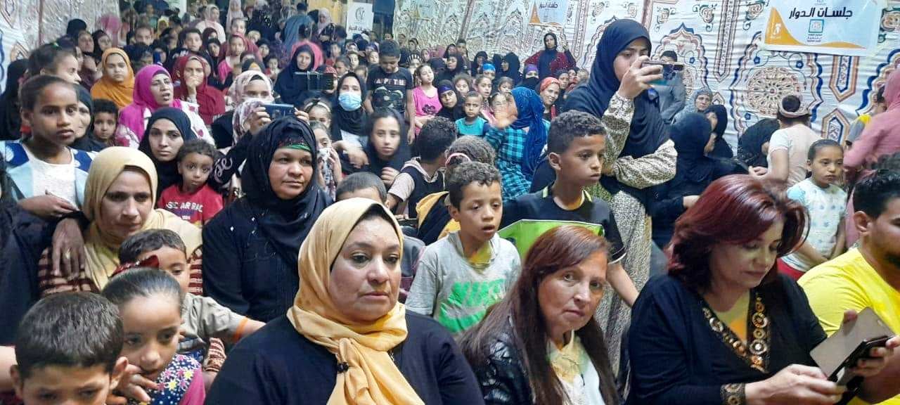 أهالي قرية البربا بمركز جرجا أثناء الفاعليات