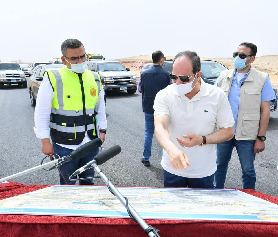 السيسي يتفقد سير العمل فى الطرق والمحاور بالقاهرة الكبرى 2