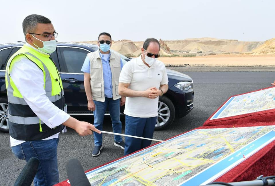 السيسي يتفقد سير العمل فى الطرق والمحاور بالقاهرة الكبرى 4