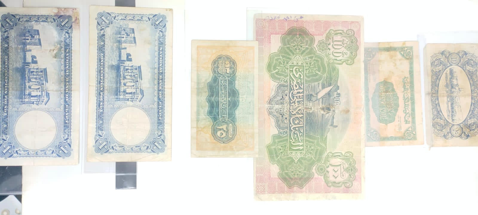 115343-ضبط-عملات-ورقية-ومعدنية-تخضع-لقانون-حماية-الآثار-(2)