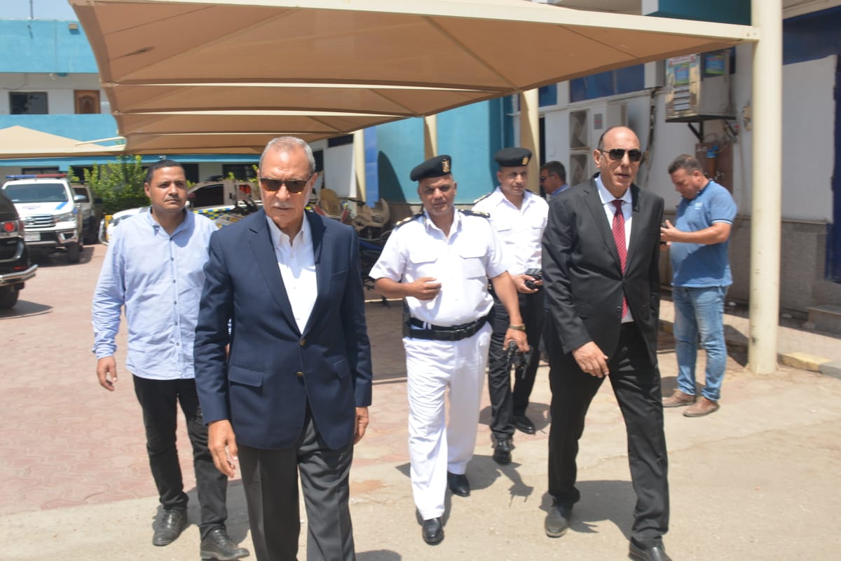 110048-جولة-المحافظ