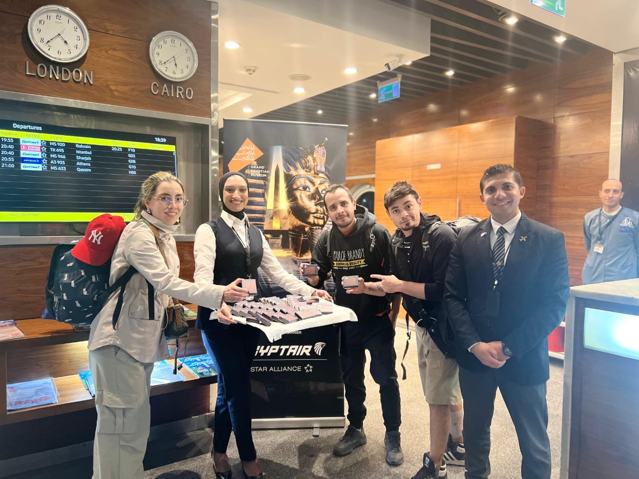 e0052ebd-1659-42e3-a6e5-a9e52fd9e4ab