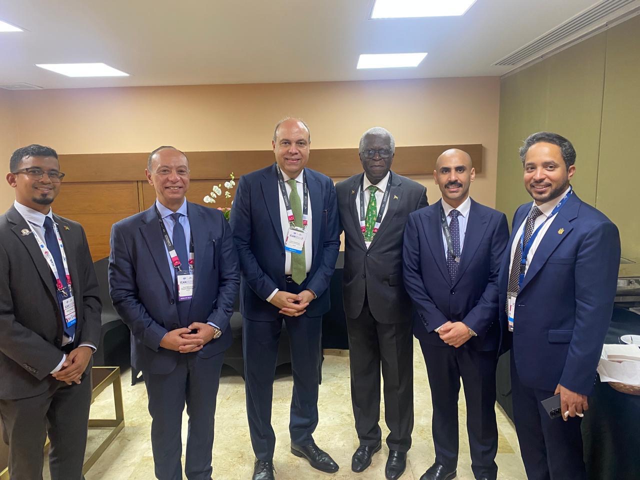 82772575-6e8a-40f1-b5c1-4be439325c34