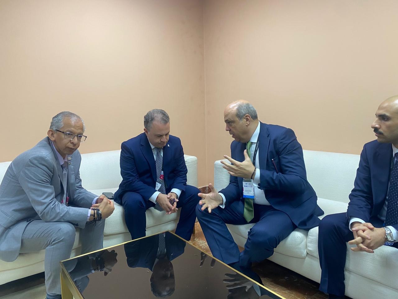 b1c94902-f7fc-4e41-9fe4-c55d709a74a8