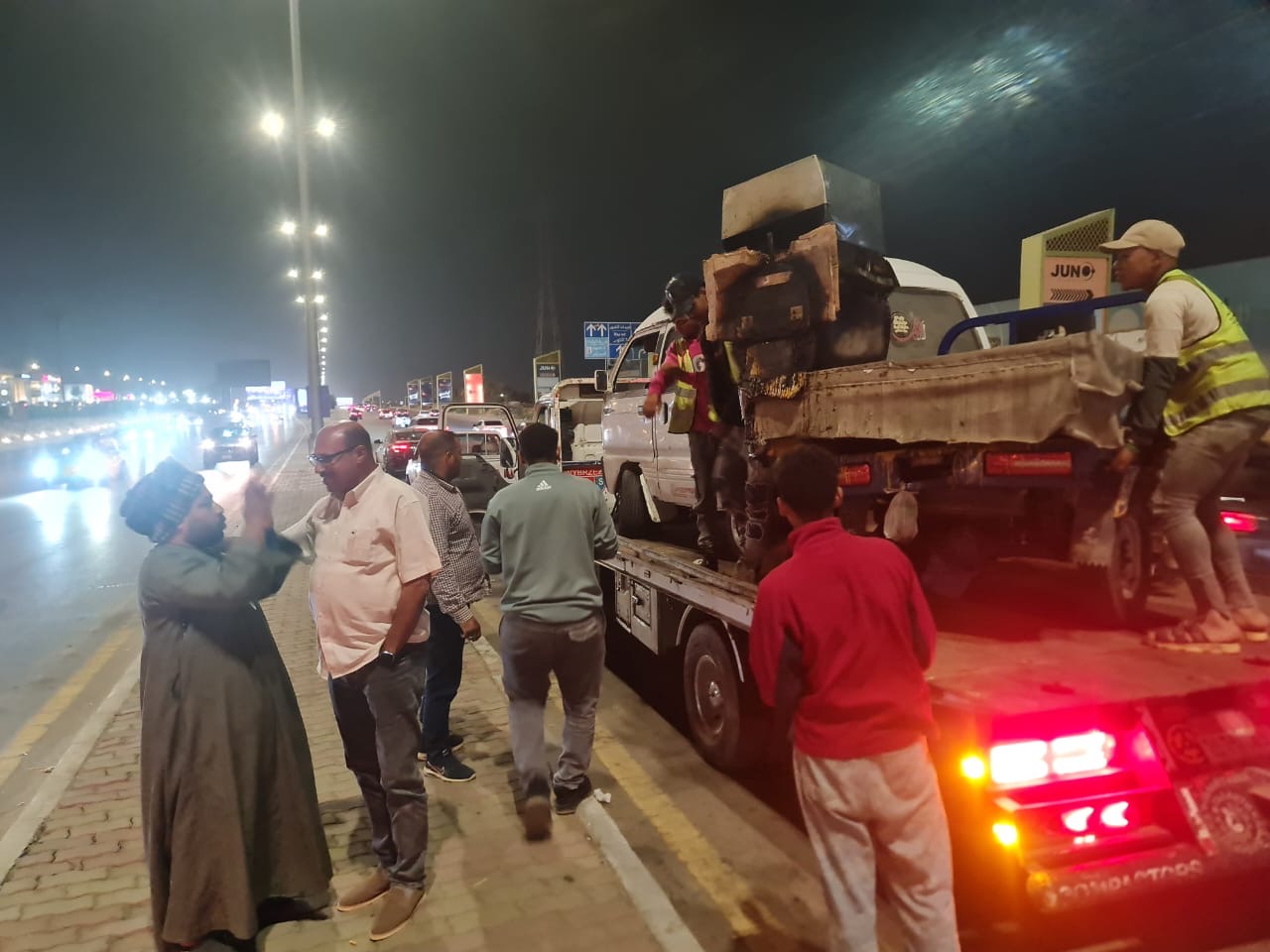 eac44bdd-a514-4581-bbc4-bec1bb2b6550