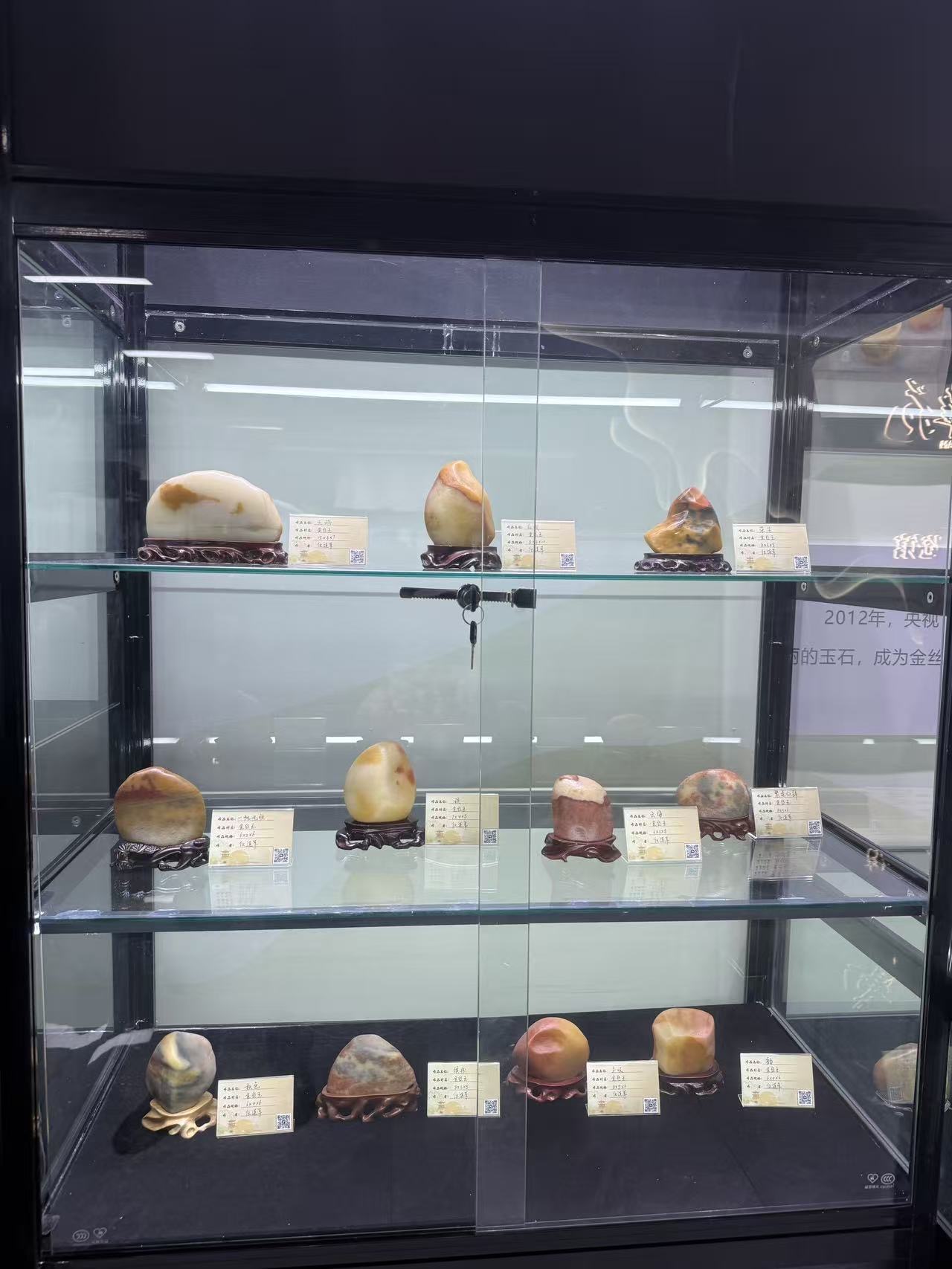 39e0305904e72c99bfeb1d44f520c7d6