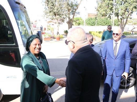 7f50b4bc-2760-4f49-a9ab-06b70f5102c9