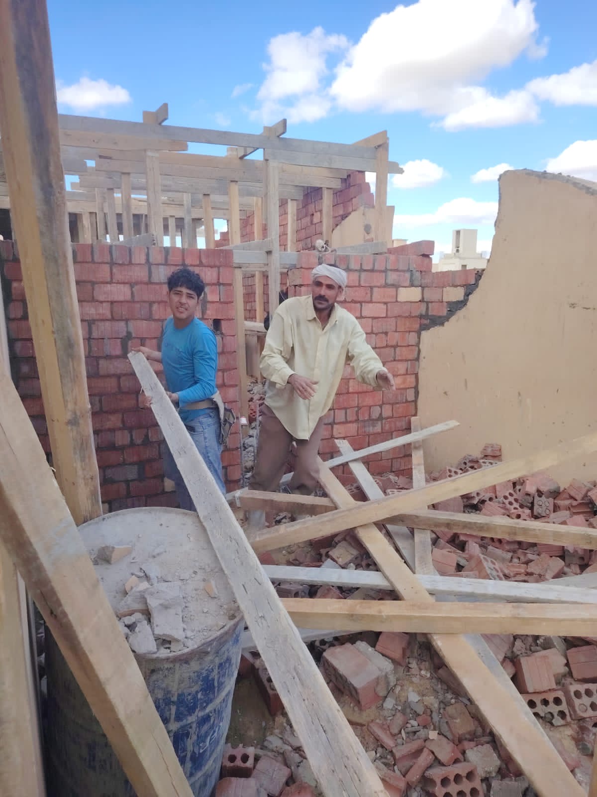 63e85d62-eb69-4351-8b1b-6faef14b6062