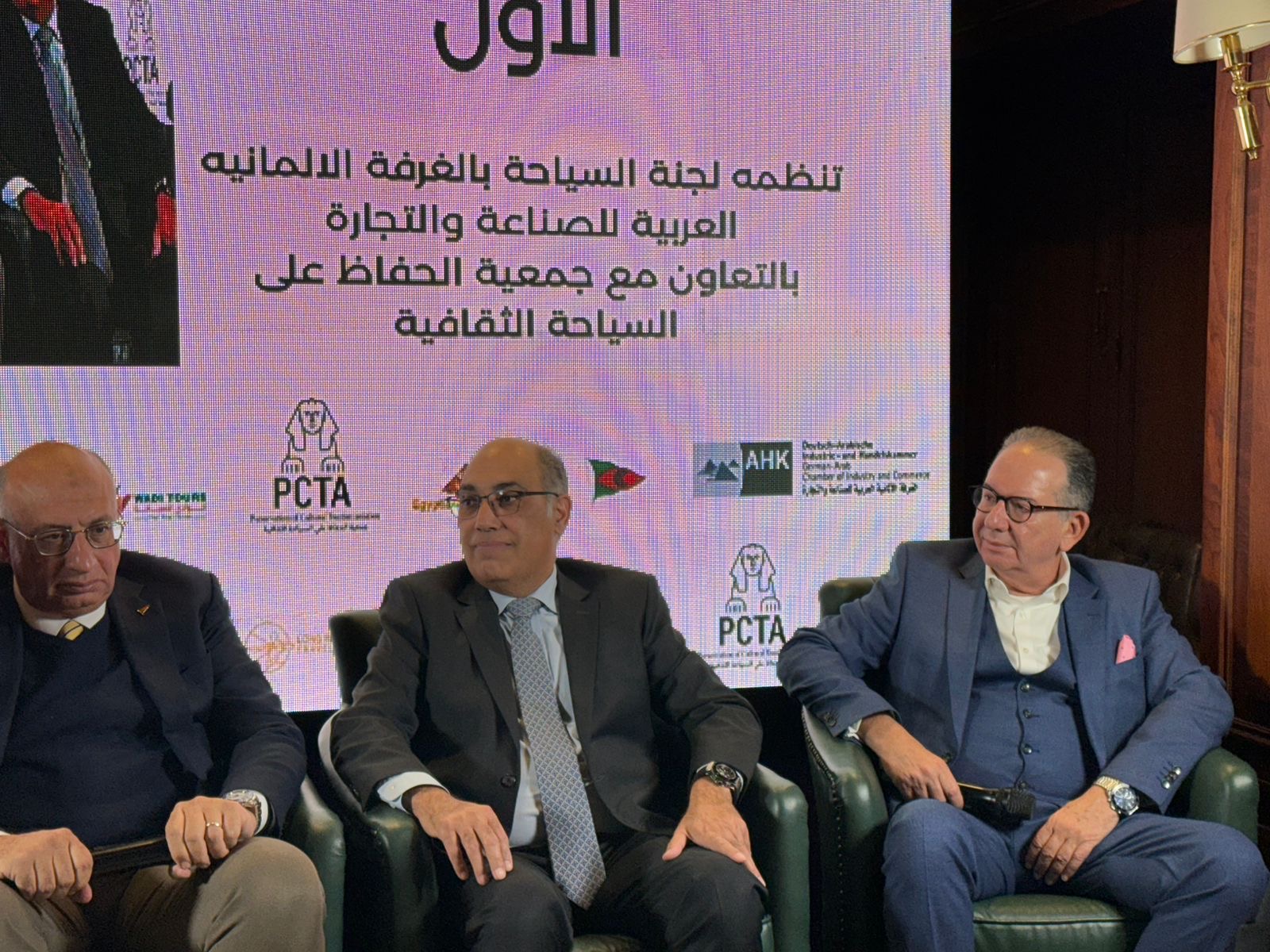 76b725d0-58aa-4cf5-8fe6-71a5ce9d0074