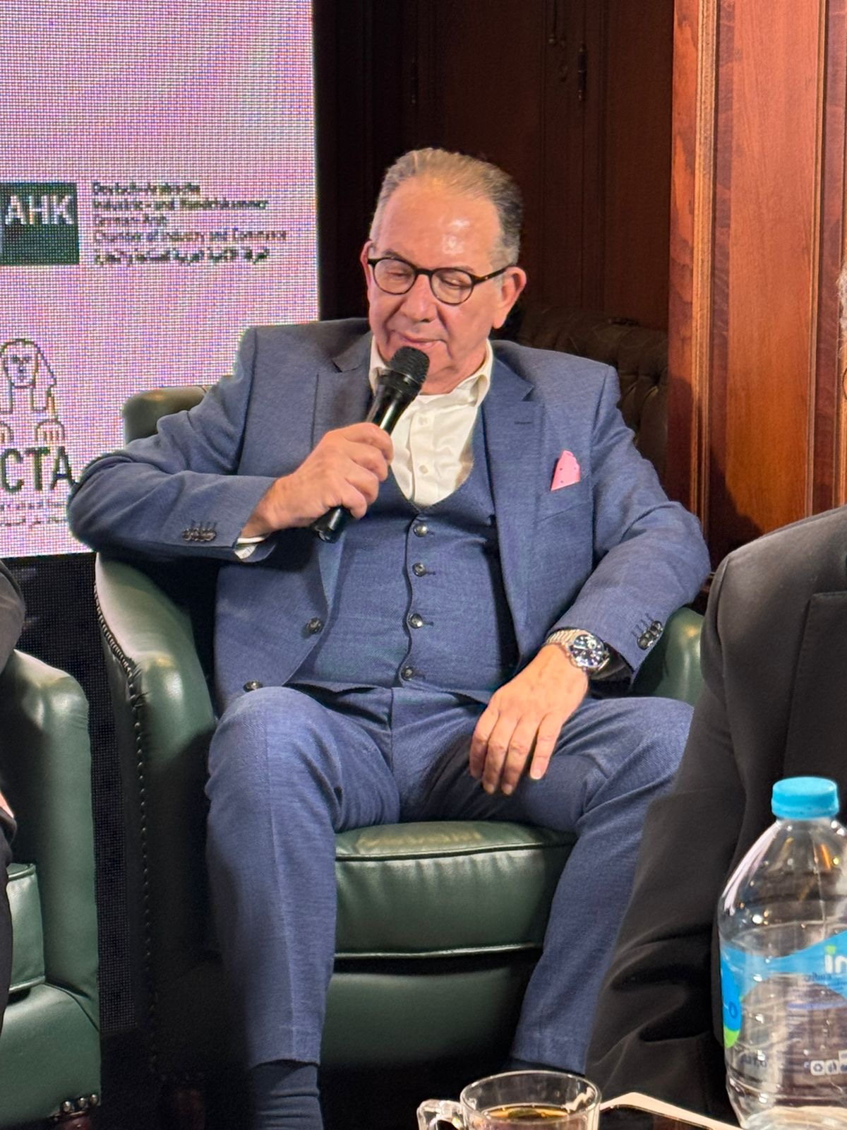 6296f64f-f1ec-4c96-af56-9beb91954085