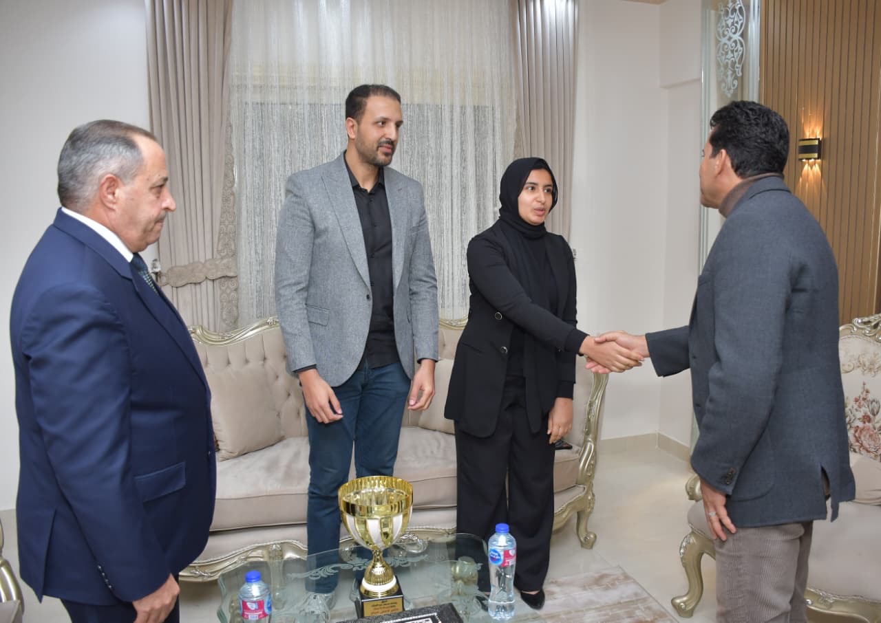 f4ae0fe6-6ce4-4fbb-8136-31b24c361c4b