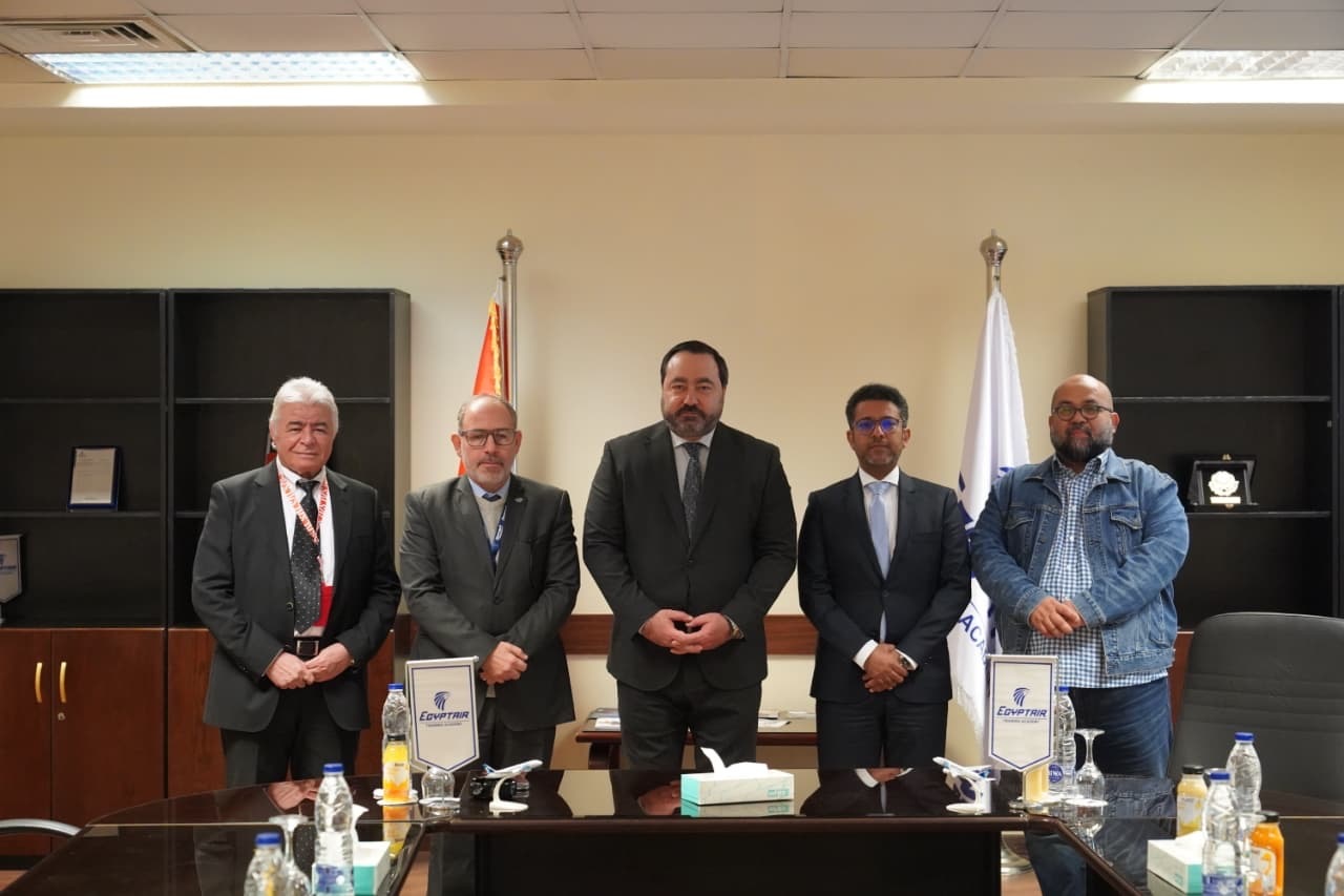 fef8dab9-1bd6-4811-b084-e085e9aa6985