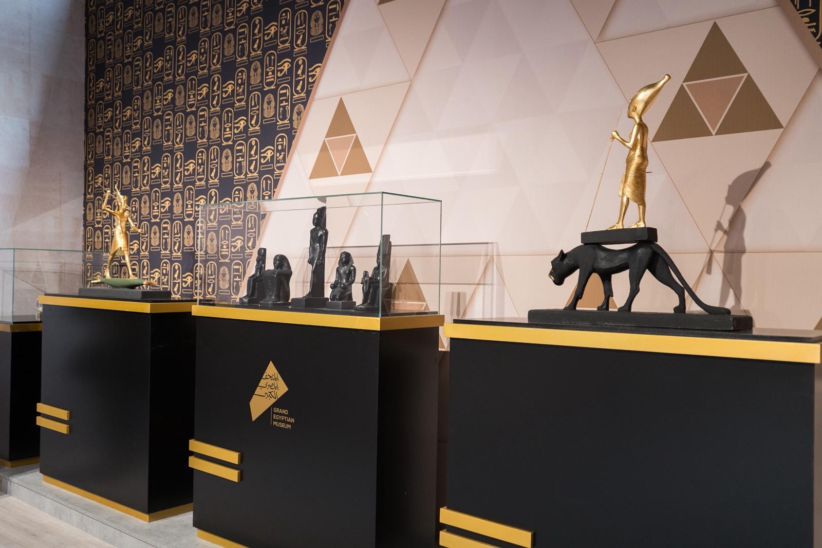 d677c683-4575-4b0a-b515-50e16ff3af26