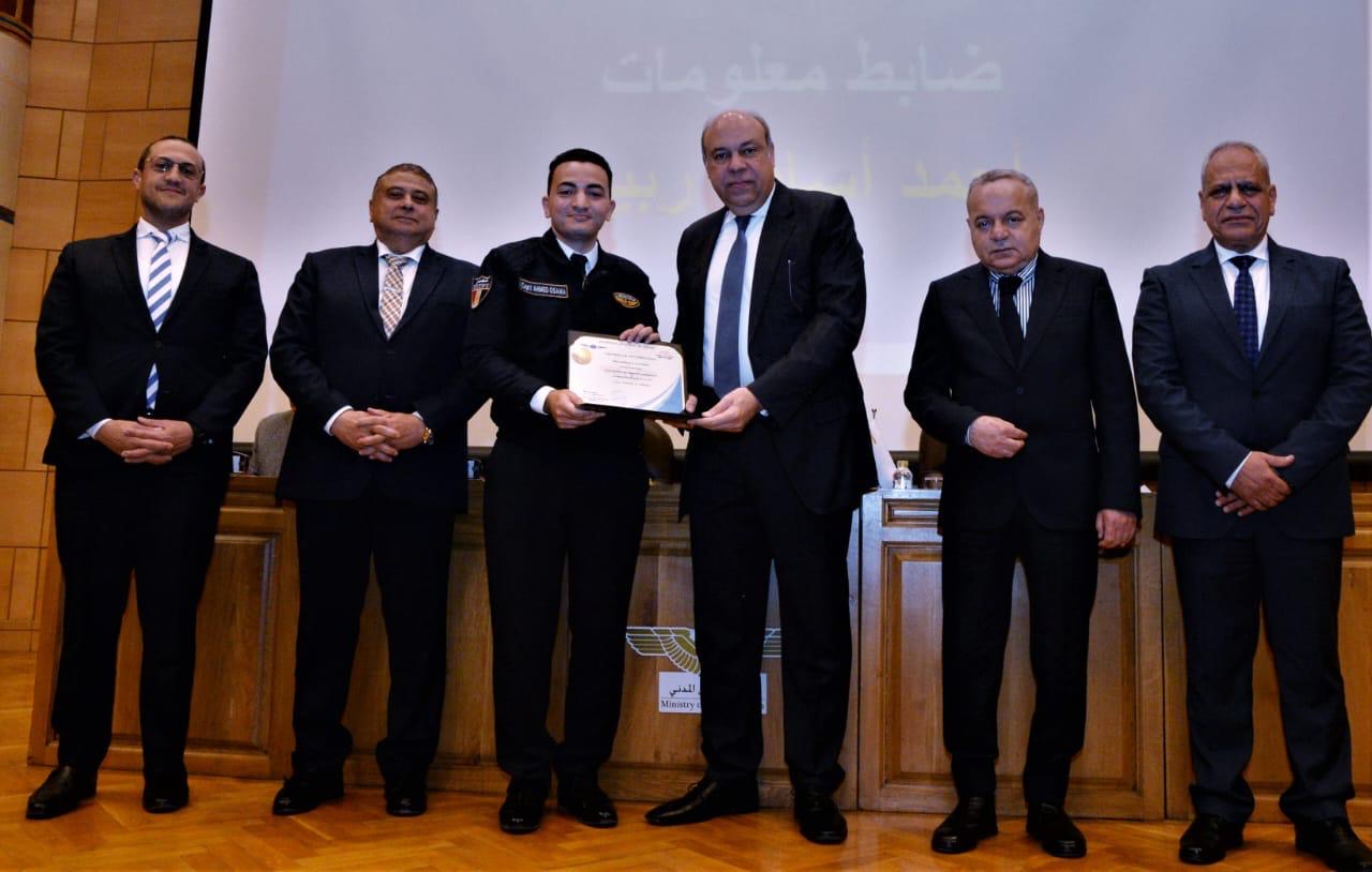 2f1c5cc7-5c8f-4ef9-937c-3d66e560d9b2