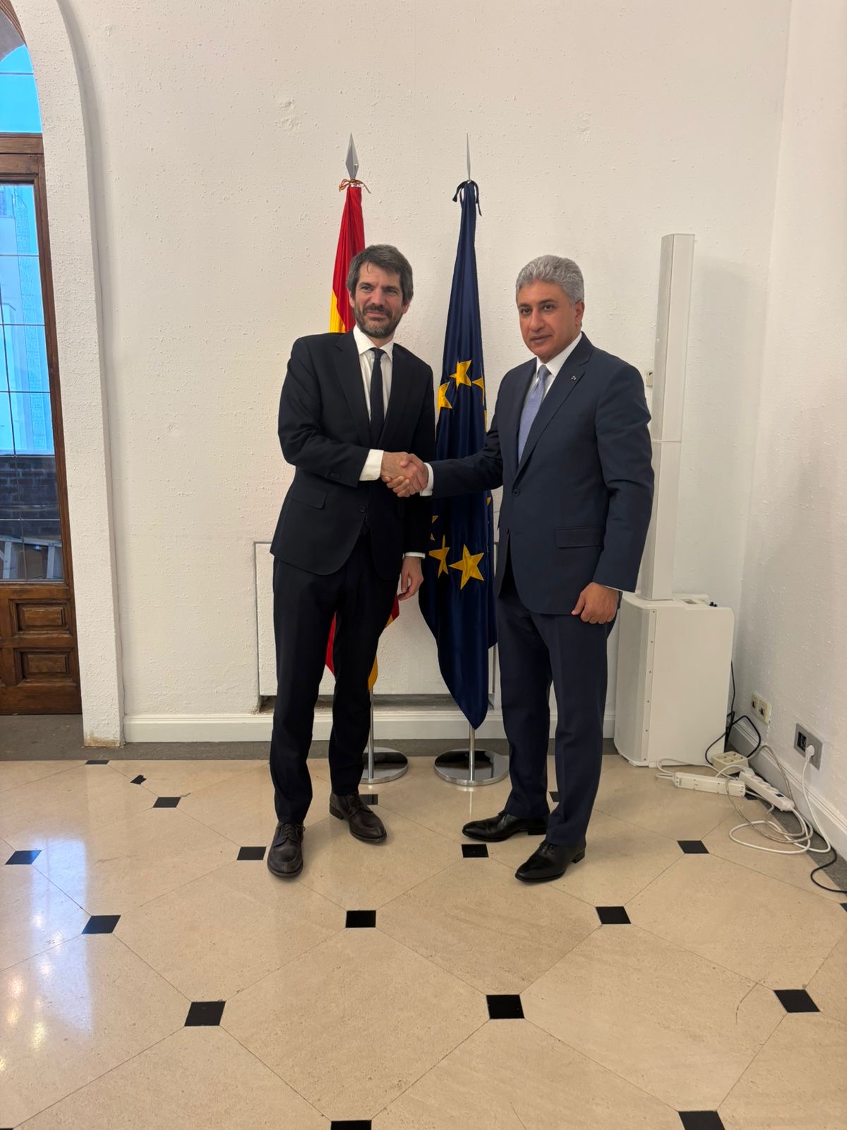 02bcbda2-93ec-4df4-96ec-1055bad6d59f