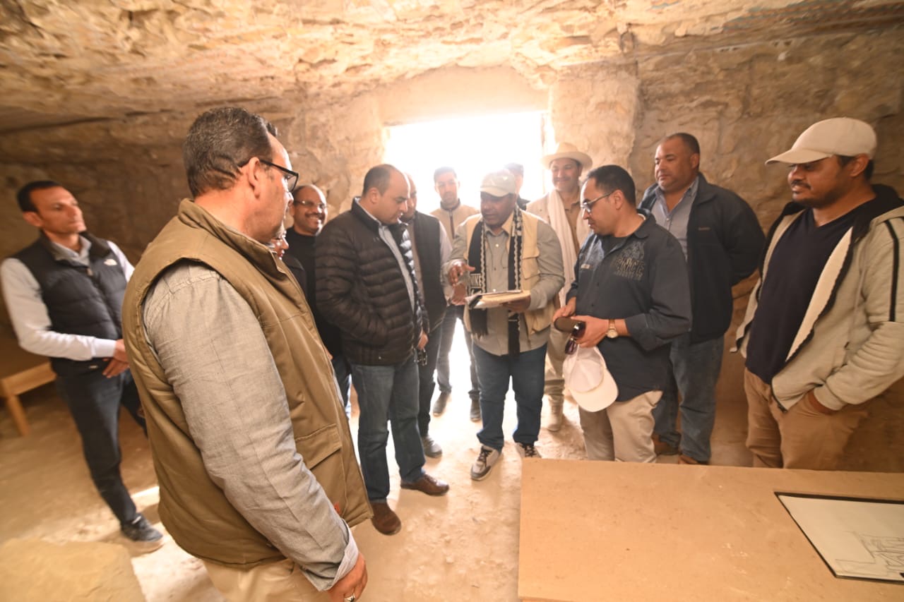 13faf579-6e5f-471b-8a61-9f615a796db5