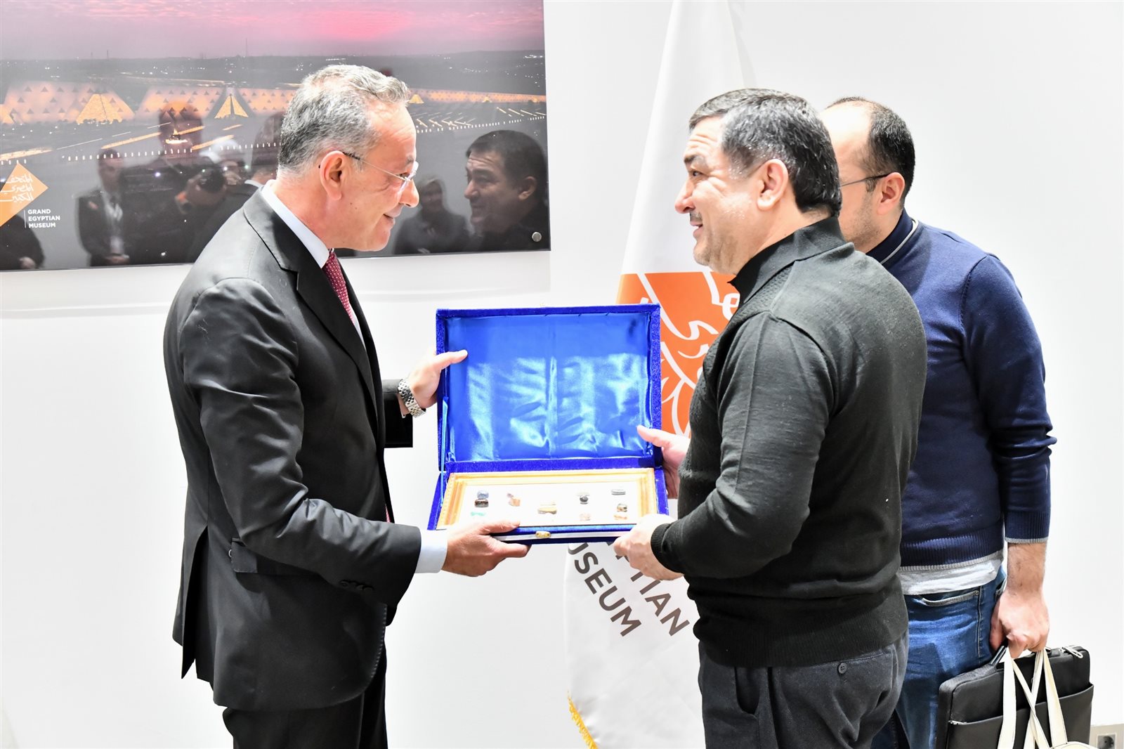 f6cf3cad-bfca-4e15-8eeb-fcb2b1ff7b51