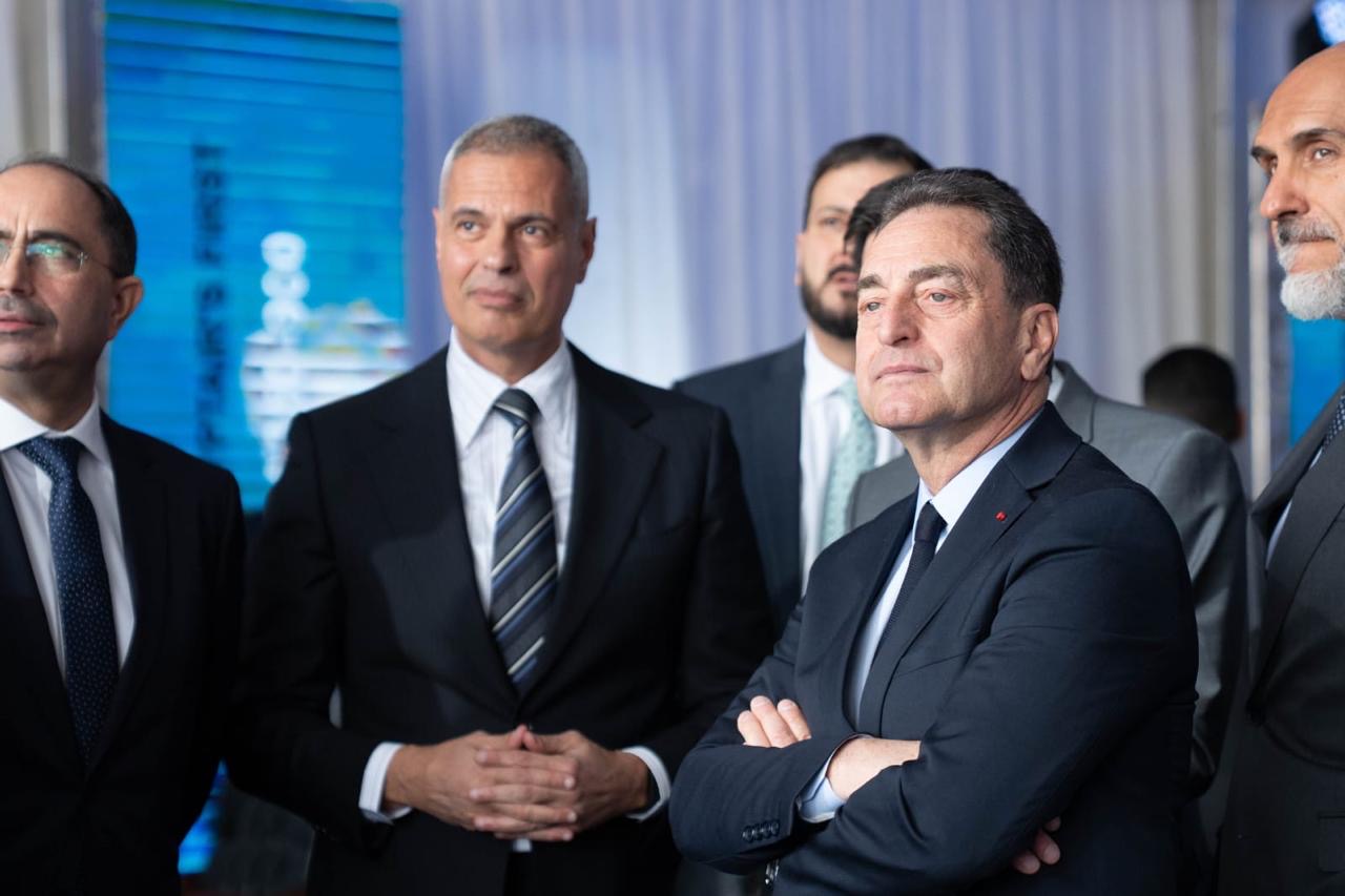 b2bcbcd5-9764-41d0-a6fb-011f6adfb883