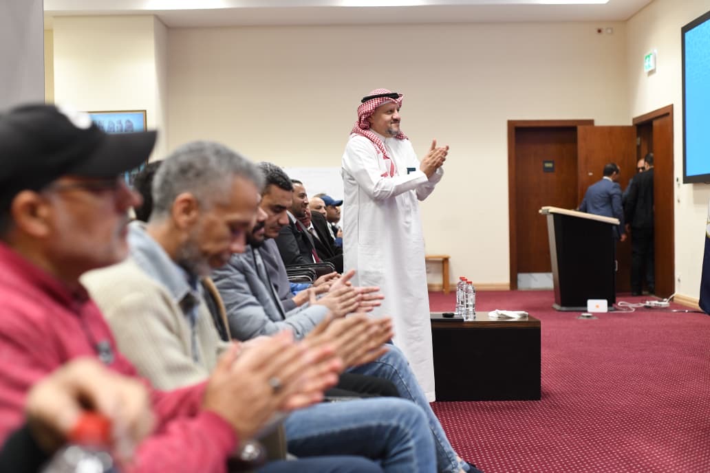 93ed7508-df22-43f9-88d8-cd264783984d