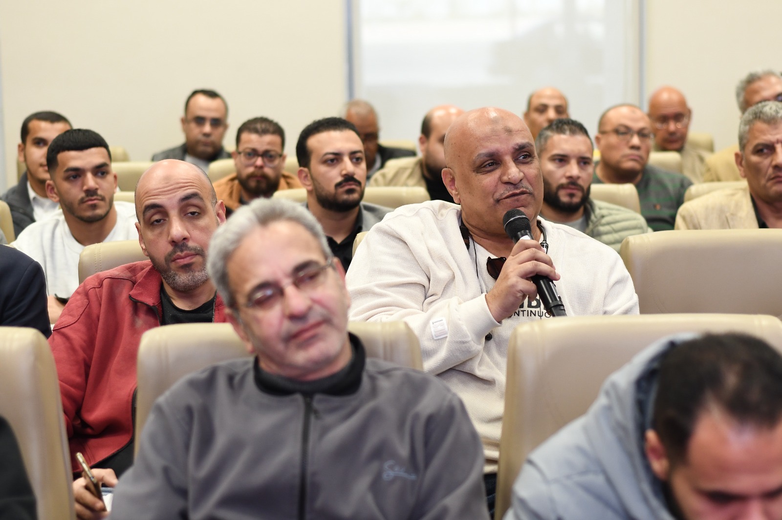 208f4227-844d-4377-b053-93f0da926b8e