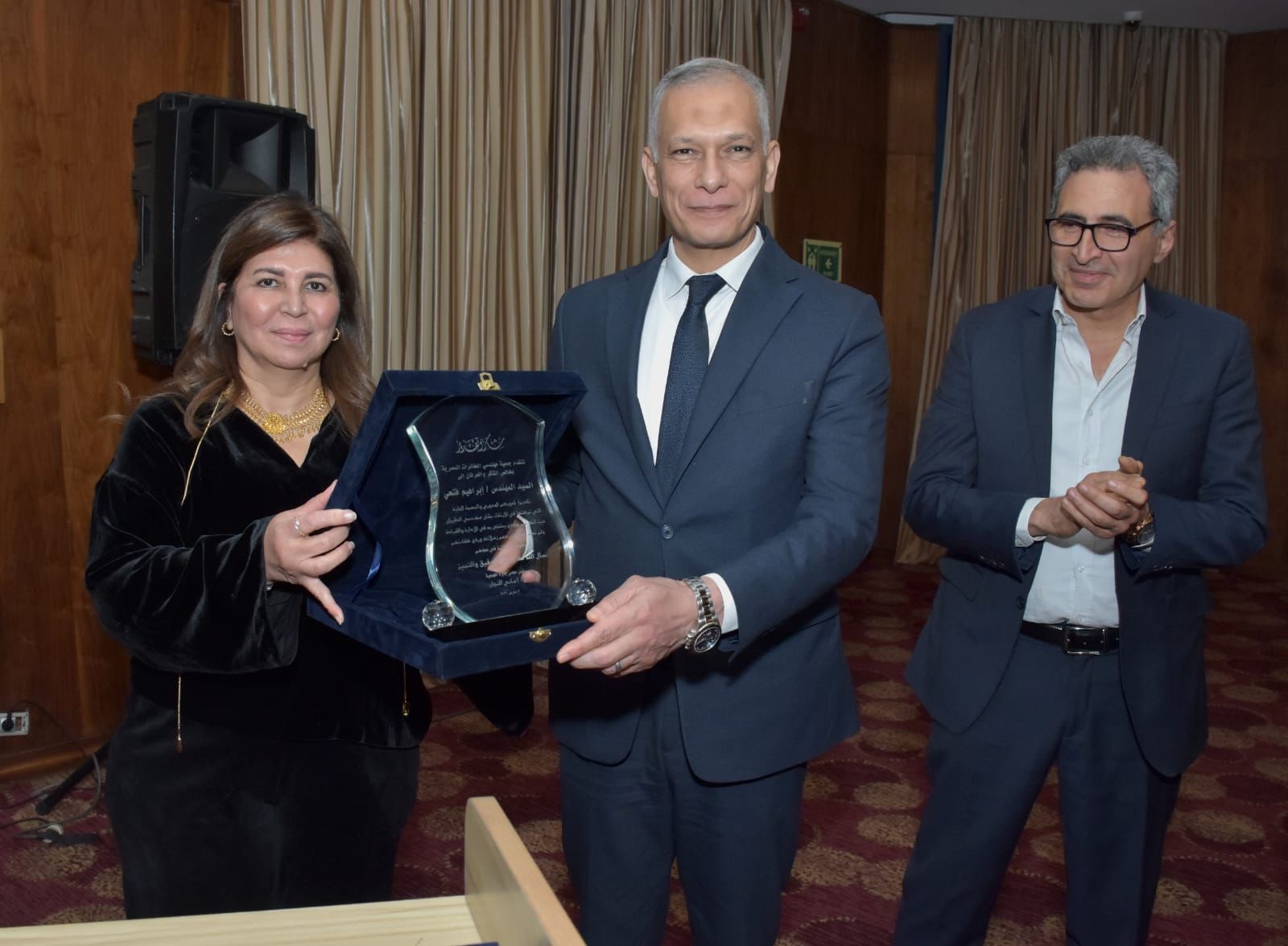 f3d61e7c-e16a-443c-9706-3a5a062883a0