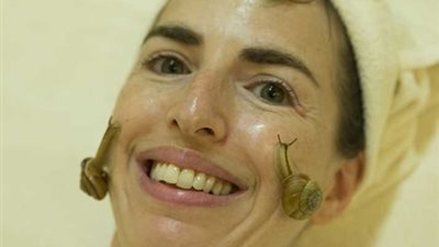 9 وصفات للجمال بفضلات الطيور وبول الثور