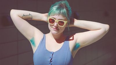 بالصور..صبغ شعر الابط أخر تقالع الموضة