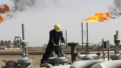 أسعار النفط تقفز فوق 53 دولارًا للبرميل