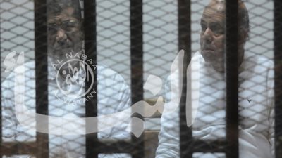 اليوم.. محاكمة مرسي و130 آخرين في 