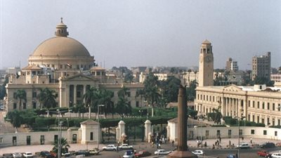 جامعة القاهرة تمنع التدخين داخل مبانيها