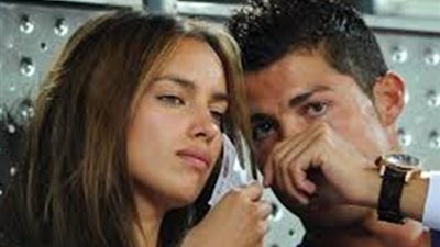 كريستيانو رونالدو يتحول لمصارع محترف من أجل إرينا شايك