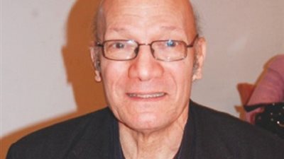 الشاعر أحمد عبدالمعطي: لابد من مراجعة التراث الديني