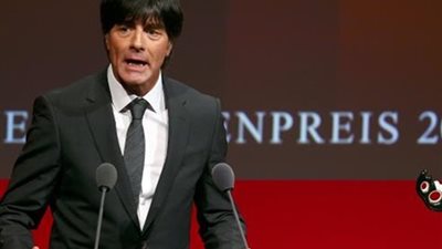 صحيفة بيلد: لوف يقترب من تجديد عقده مع منتخب المانيا