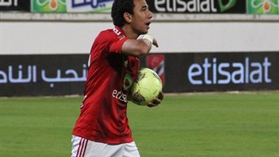 تريزيجه وزكريا يشاركان فى التدريبات الجماعيه غدا