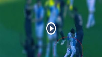 شاهد.. إصابة خطيرة في مباراة روما في الدوري الإيطالي