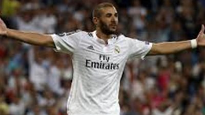 بنزيما:استعد لمنافسة رونالدو وميسي على لقب أفضل لاعب