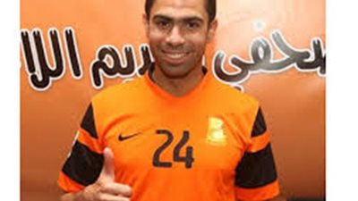 طاهر ينهى اتفاقه مع احمد فتحى لعودته للاهلى