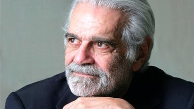 عمر الشريف يعاني من الزهايمر