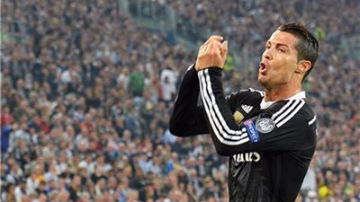 رونالدو ينتزع الـ