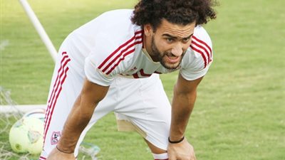 باسم مرسي وأحمد علي يقودان هجوم الزمالك أمام الشرطة