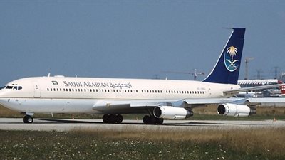 هبوط اضطراري لطائرة سعودية في «مطار أبها» إثر انبعاث دخان دون أضرار