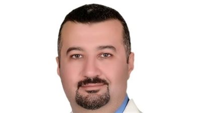 أستاذ أمراض جلدية يقدم نصائح لمريضات «السرطان» للتغلب على مشكلة «تساقط الشعر»