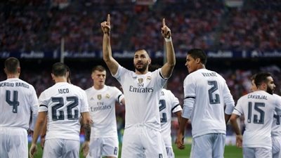 بيل وبنزيمة يقودان الملكى لمطاردة البرسا بعد الفوز على خيتافى بخماسية 