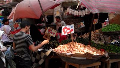 نقل الباعة الجائلين إلى أسواق جديدة بسوهاج