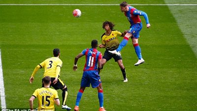 كريستال يهزم واتفورد ويضرب موعداً مع المانيو في نهائي كأس الإتحاد الإنجليزي