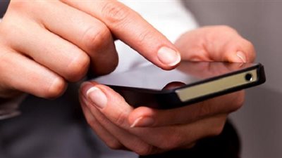 القبض على سيدة وآخرين لتصويرهم طالب في أوضاع مخلة بالعبور 