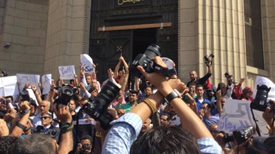 بالصور والفيديو.. انطلاق مسيرة «الصحفيين» لمكتب النائب العام