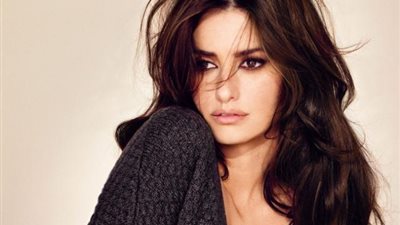 في عيد ميلادها الـ42 .. تعرف على المشوار الفني للنجمة الإسبانية بينلوبي كروز 