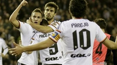 فالنسيا يضع قدم فى نهائى الدورى الأوربى بالتعادل 2/2 مع شاختار 