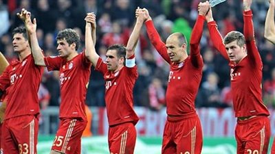 «البفاري» يسعى لحسم البوندزليجا على حساب «مونشنجلادباخ»